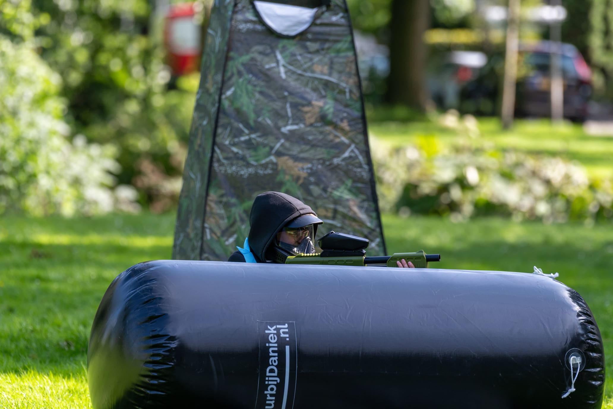 Kleding bij paintball vies worden en pijn dempen''>

<div class=
