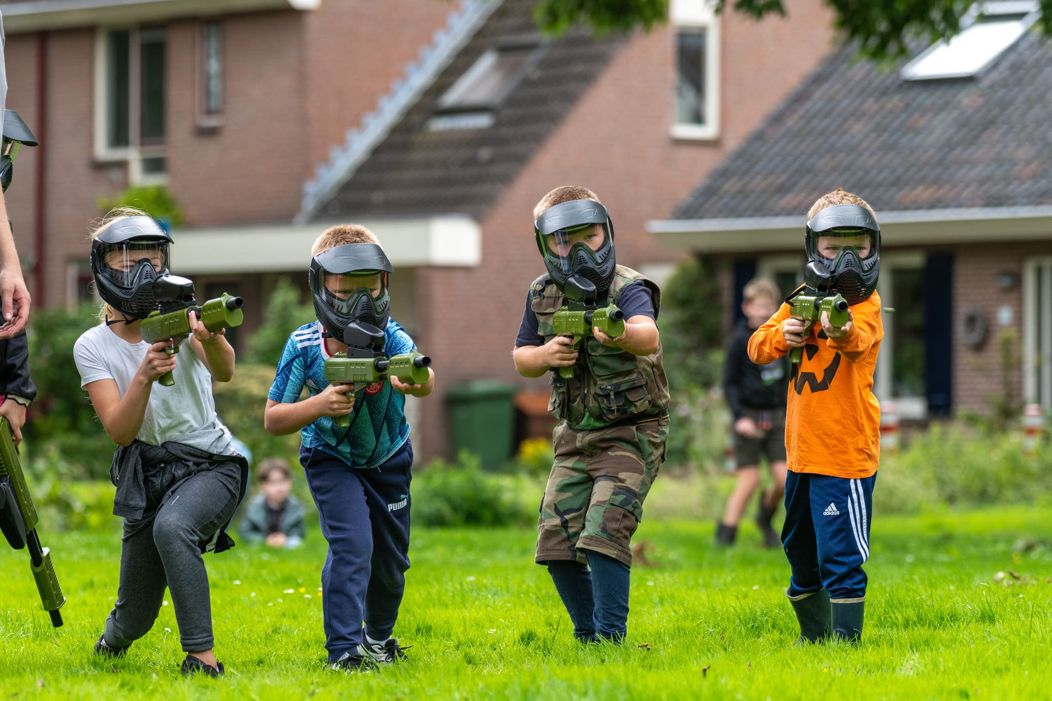 Spelvormen spelvarianten varianten voor paintball paintballen op een veldje met obstakels